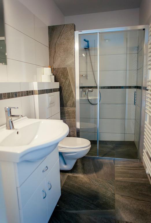 Penzion Karolinka Hotel Kromeriz Bagian luar foto