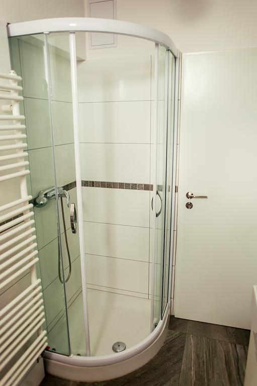 Penzion Karolinka Hotel Kromeriz Bagian luar foto